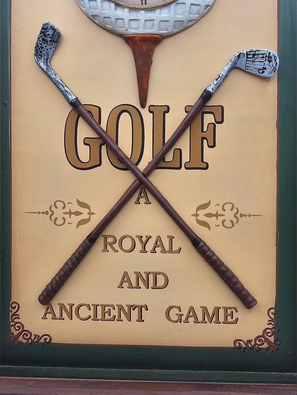 Wood Golf Wall Clock Vtg 3D Clubs 2005 Royal Ancient Game Man Cave 15x10